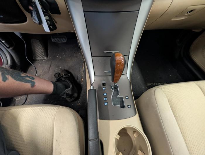2009 hyundai sonata gls with 149295 miles for sale near elk-river, minnesota e6dc148bbcef43beba627e35ba0d4ca1.jpg