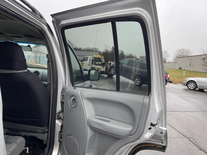 2007 jeep liberty sport with 274034 miles for sale near elk-river, minnesota e6fb5c10dddb43569c864f781a096fdd.jpg