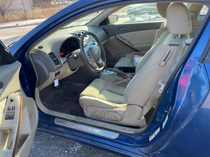 2009 nissan altima with 214250 miles for sale near elk-river, minnesota e702f5ba5023448088dcf277a04a2fec.jpg