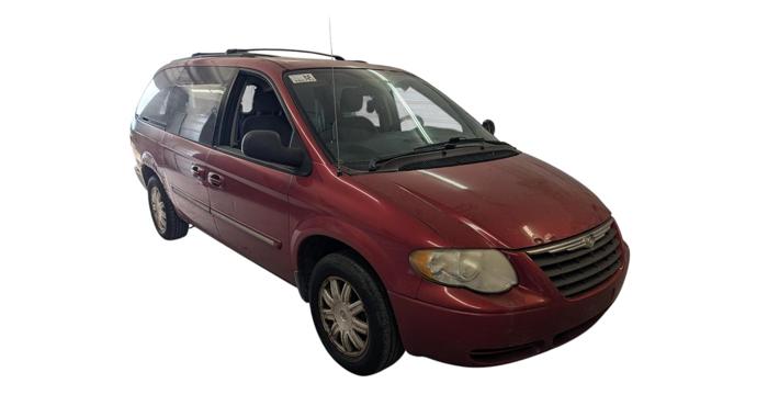 2006 chrysler town-&-country touring with 162857 miles for sale near elk-river, minnesota e714303324d54ba585570f4735cabbbb.jpg