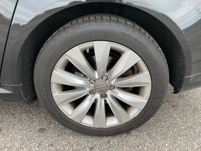 2010 audi a8 4.2-quattro with 207987 miles for sale near elk-river, minnesota e71624330f1245deb3b539529b05e886.jpeg