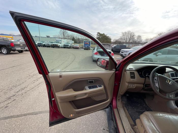 2006 honda pilot ex-4wd-at with 260470 miles for sale near fridley, minnesota e71b53aa54044407965d6bb7d96bbed4.jpeg