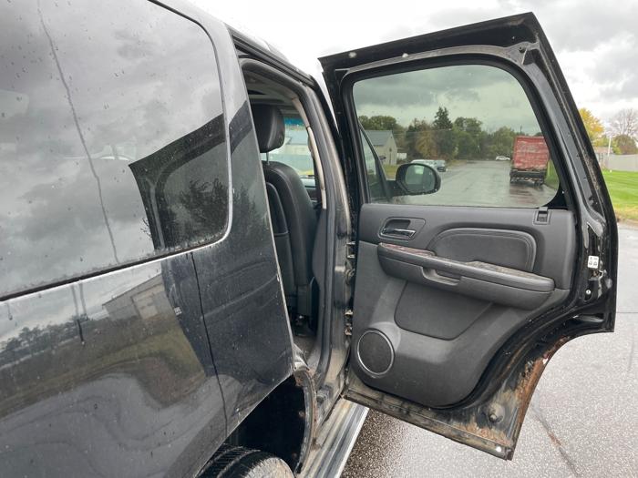 2008 gmc yukon-denali awd with 236554 miles for sale near elk-river, minnesota e723468e714045c3a0492a22b99955e6.jpeg