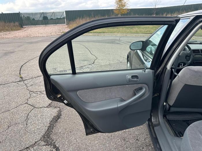 1998 honda civic lx-sedan with 113879 miles for sale near elk-river, minnesota e74ae53ecfab4d0caa9a6a740bc8fbb7.jpg