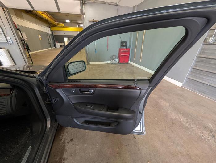 2007 cadillac dts sedan with 138770 miles for sale near elk-river, minnesota e74f771d2101495db8213bf19822b75e.jpg