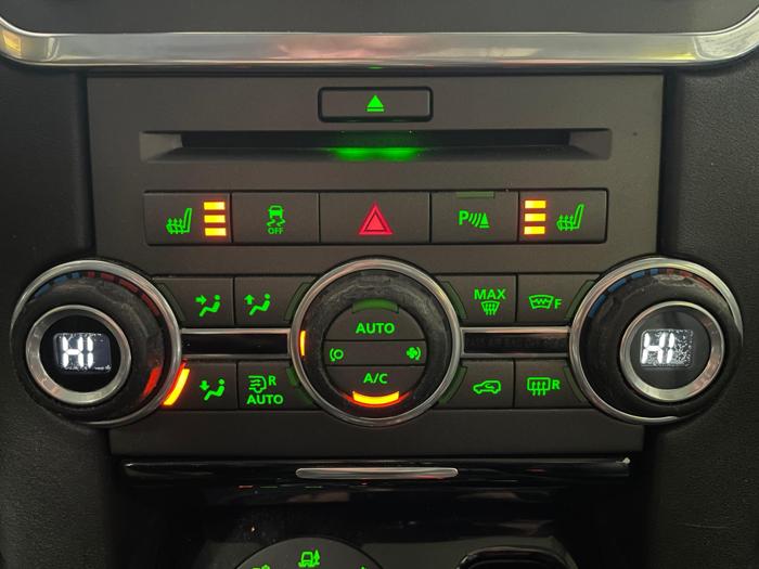 2011 land-rover lr4 with 155210 miles for sale near elk-river, minnesota e75d69b149134bb88812481bab2b8ea7.jpg