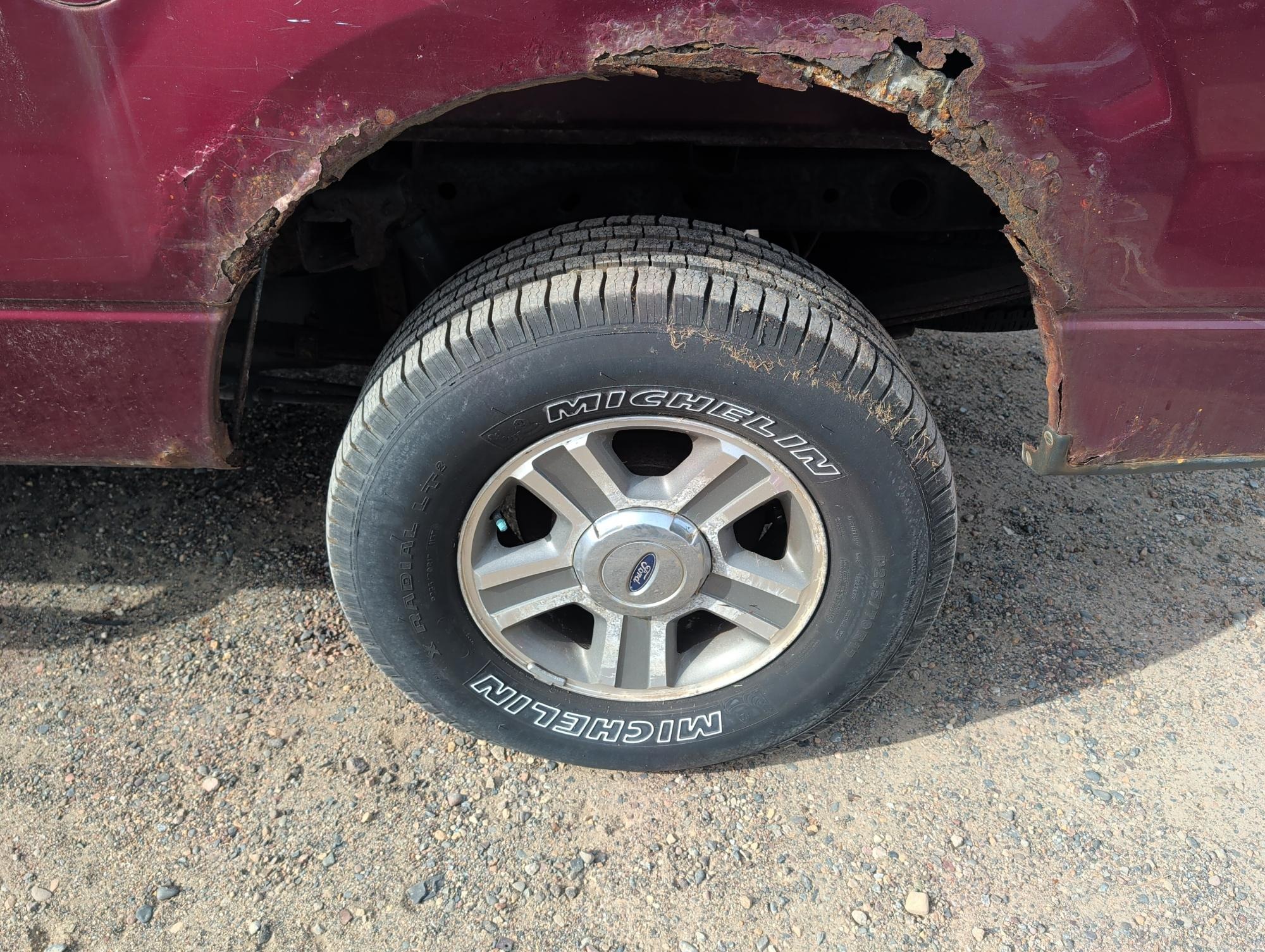 2006 ford f-150 fx4-supercab with 133328 miles for sale near Elk River, Minnesota e762aef88b464620ad3cb900dbf06287.jpg