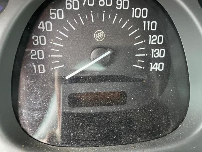 2002 buick lesabre limited for sale near elk-river, minnesota e7660294d8d048f8847c7030eea5facd.jpg
