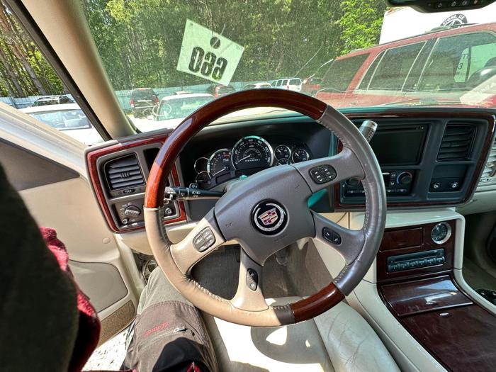 2006 cadillac escalade-ext sport-utility-truck for sale near elk-river, minnesota e7799eed5ab54a35adaff5c13da76717.jpeg
