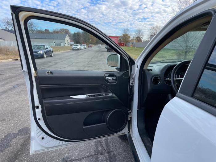 2014 jeep compass latitude-4wd with 136431 miles for sale near elk-river, minnesota e77a97a562104f049222fc728f199400.jpeg