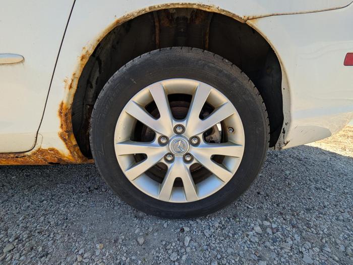 2007 mazda mazda3 i-sport-4-door with 213033 miles for sale near elk-river, minnesota e780021e99244680a2e955048d0a8d98.jpg