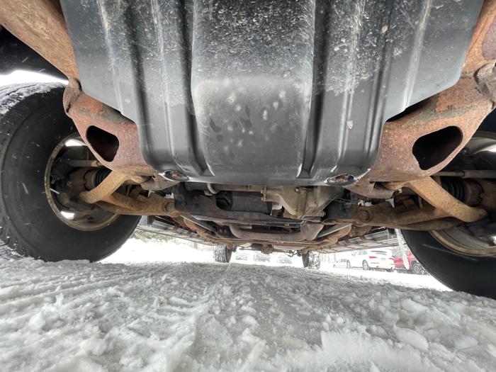 2004 chevrolet suburban 1500-4wd with 177654 miles for sale near fridley, minnesota e7d281ae65ad4dfe903f7b8418aa1ea3.jpeg