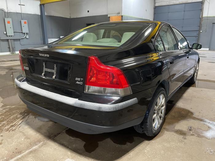 2004 volvo s60 with 200083 miles for sale near elk-river, minnesota e7da495593f14dc298f7827ada136606.jpg