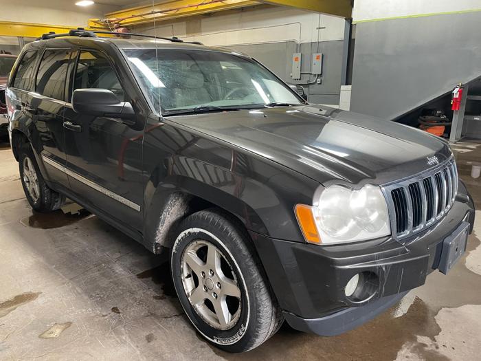 2005 jeep grand-cherokee limited with 207550 miles for sale near elk-river, minnesota e819bf6f81cb496fb373c51d209a6162.jpg