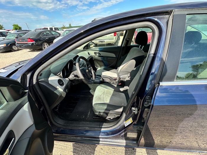 2011 chevrolet cruze 2ls with 173226 miles for sale near elk-river, minnesota e81fc6b568a0405c88d1f65217035cb6.jpeg