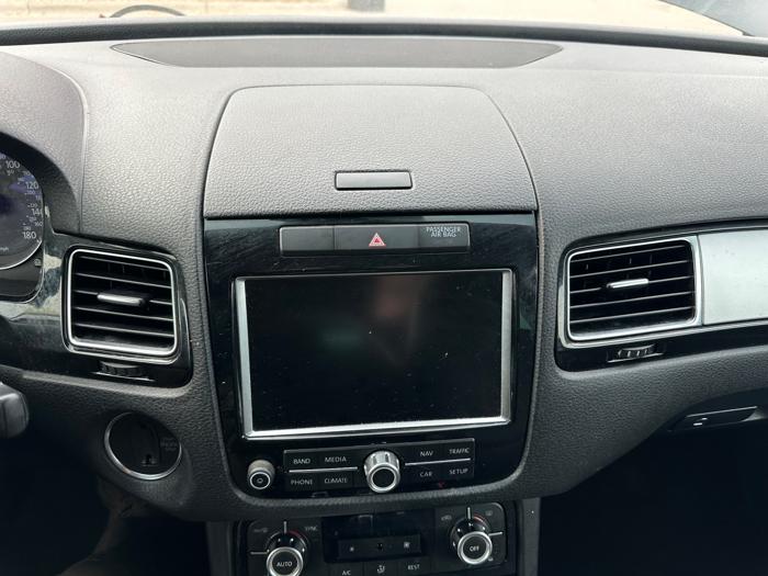 2014 volkswagen touareg vr6-lux with 142869 miles for sale near burnsville, minnesota e8406cd9103b4a10a9645944b092d936.jpeg