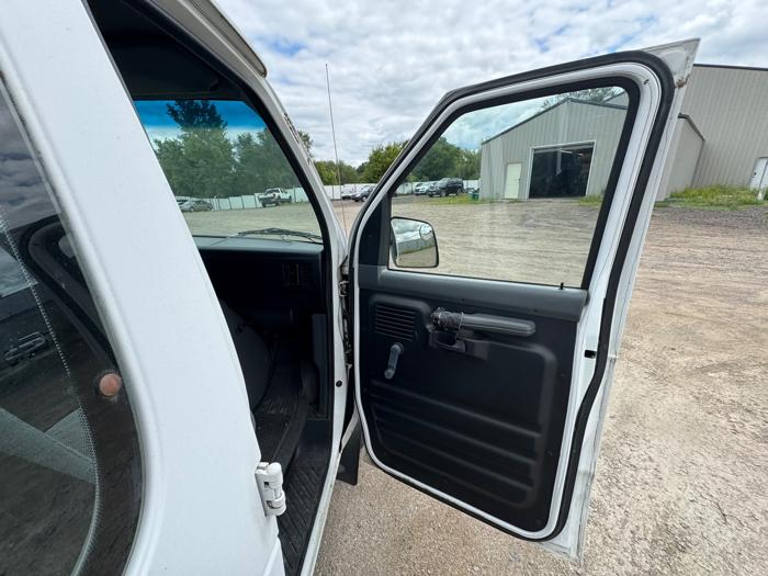 1994 ford econoline e150 with 205111 miles for sale near elk-river, minnesota e853e6a52cf14e1281ed8e98e479d5ff.jpeg