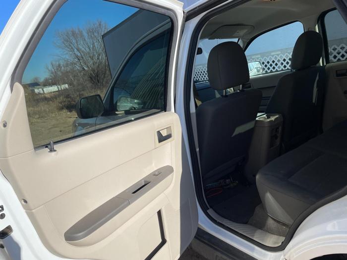 2011 ford escape xls with 113303 miles for sale near elk-river, minnesota e8565efa4e4c49e1ad53287f75cc4927.jpg