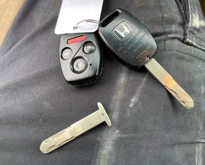 2012 honda accord ex-sedan-at with 134343 miles for sale near elk-river, minnesota e85e4c40c4ae49abbc7c6bf97c5083dc.jpeg