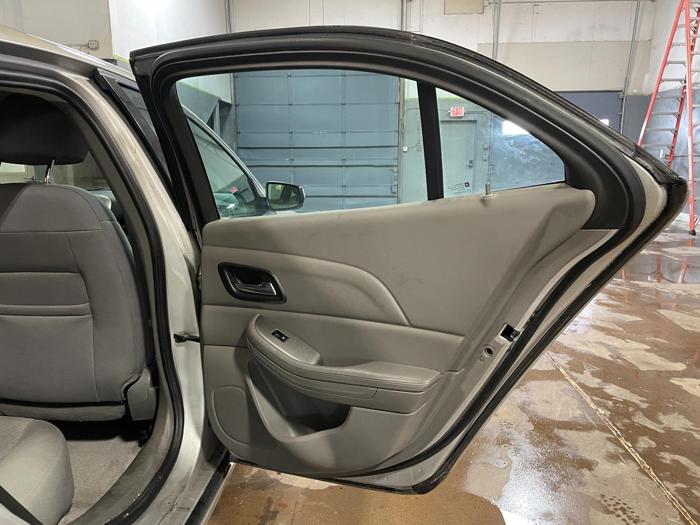2015 chevrolet malibu ls with 112907 miles for sale near elk-river, minnesota e8c0944f3ad84c33aa891025206d430e.jpg