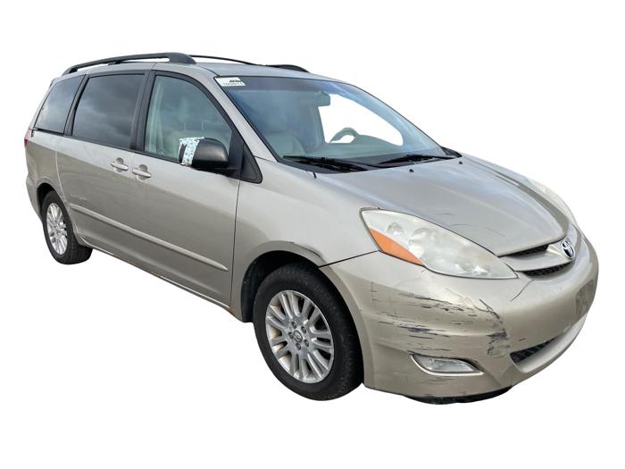 2007 toyota sienna xle-fwd with 212907 miles for sale near elk-river, minnesota e8c83f4009874231bac78cd6064488d0.jpg