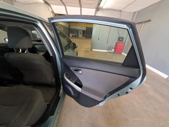 2012 toyota prius prius-ii with 210644 miles for sale near elk-river, minnesota e8d662f65dec45ce9cfa9f64cf4d3c7c.jpg