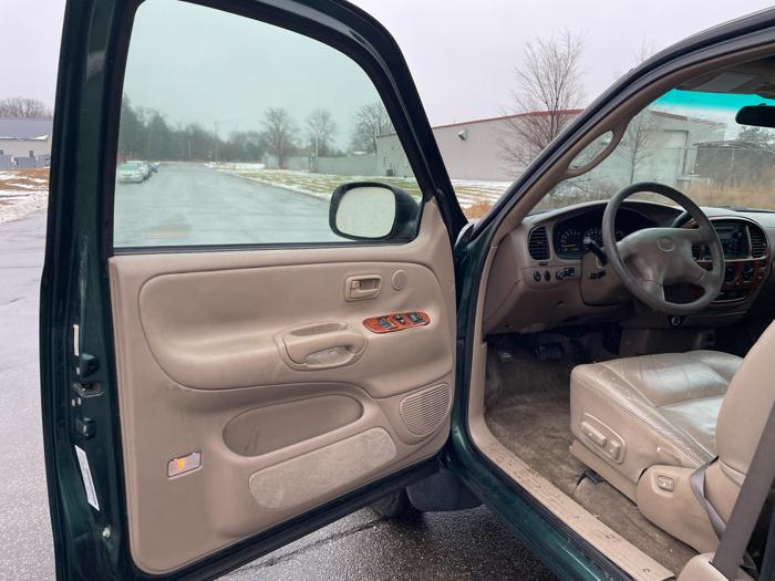 2002 toyota tundra limited with 273834 miles for sale near elk-river, minnesota e8e1a2caf9d54b29a0428e2dc2ffb214.jpg