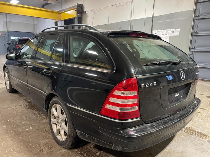 2005 mercedes-benz c-class 4-matic with 126438 miles for sale near elk-river, minnesota e8efddf92ce642f39ec1d6a82b7070fd.jpg