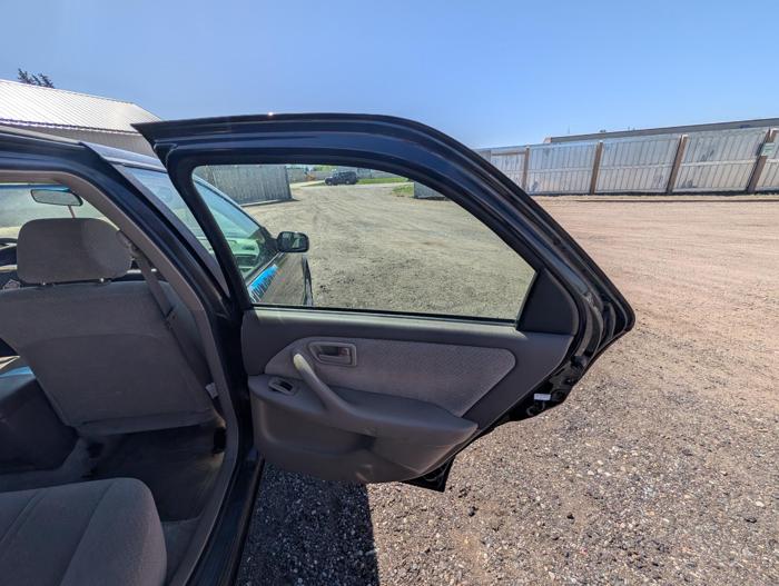 2000 toyota camry ce with 200577 miles for sale near elk-river, minnesota e9026ff098c347ad96aa15c7ed0f5d38.jpg
