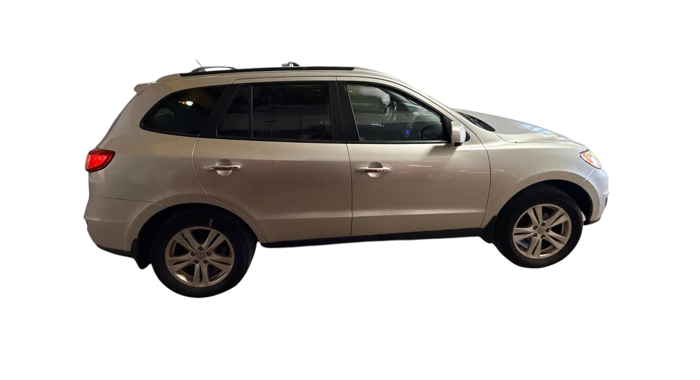 2011 hyundai santa-fe limited-2.4-fwd with 128547 miles for sale near elk-river, minnesota e9354bb94f834b6f9feeaeb16f46676d.png