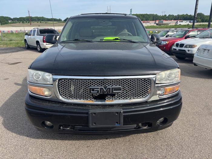 2006 gmc yukon-denali xl-awd with 316662 miles for sale near savage, minnesota e942b6287a2d4037bebe60b44a8f6299.jpeg