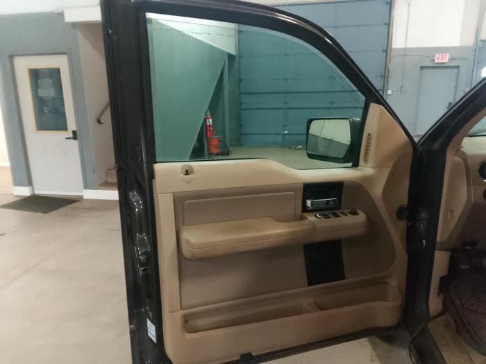 2006 ford f-150 lariat-supercab-5.5-ft-4wd with 220132 miles for sale near elk-river, minnesota e96d75dd77ed4ff284f12e90e2a8d4bf.jpg