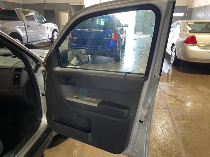 2011 ford escape xlt with 120181 miles for sale near elk-river, minnesota e9747bbb43794239942198107e0f0e43.jpg