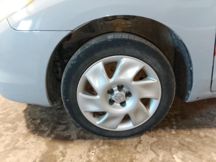 2003 toyota matrix 2wd with 181113 miles for sale near elk-river, minnesota e989f42606b44a57a0a2054e9acbefda.jpg