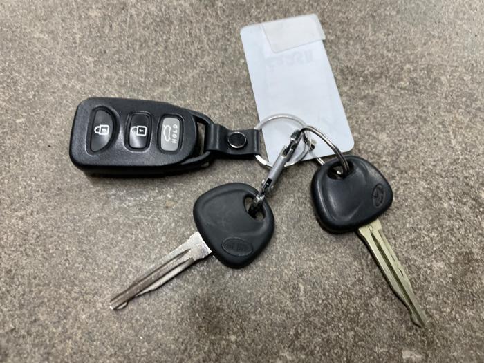 2009 hyundai elantra gls with 64400 miles for sale near elk-river, minnesota e9a11b1b1c1b4432bccd16222c530378.jpg