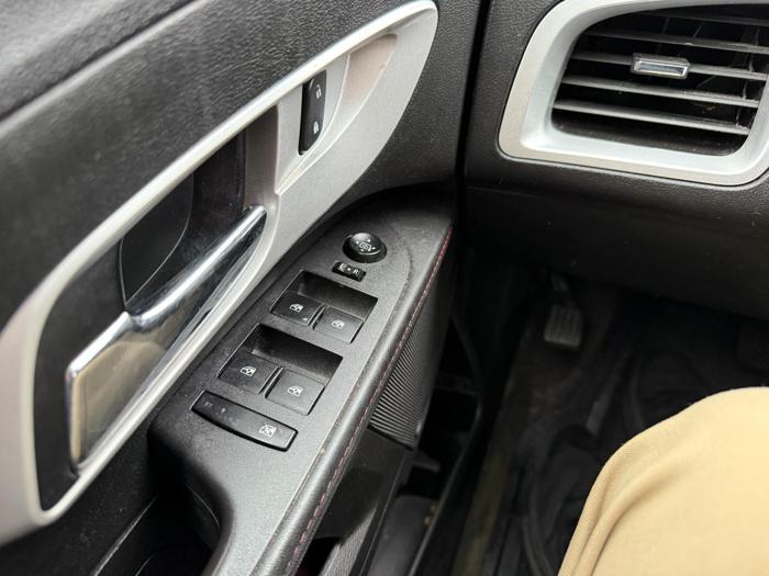 2014 chevrolet equinox lt with 202941 miles for sale near roseville, mn e9a2d1ddd3a44e809d9344584e0c92b8.jpg