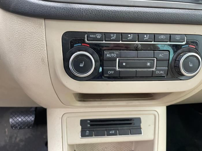 2011 volkswagen tiguan s with 146319 miles for sale near elk-river, minnesota e9aaf9bc8ae74de182afbdbcd93d27e2.jpg