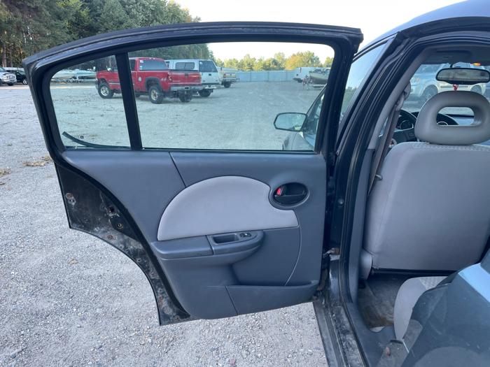2005 saturn ion sedan-2 with 174551 miles for sale near elk-river, minnesota e9ad4f1c09fe416ba8981cbc91151f4d.jpeg