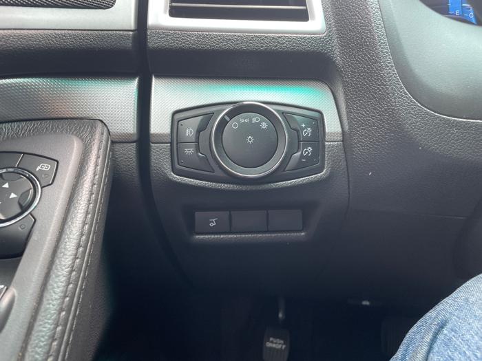 2015 ford explorer xlt-4wd with 162231 miles for sale near burnsville, minnesota e9b32732b1284858862de810ebe6509a.jpeg