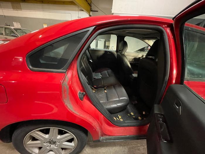 2004 volvo s40-(2004.5) 2.4i with 212970 miles for sale near elk-river, minnesota e9bb9931bb67473a8d65ba0c57c34fbd.jpeg