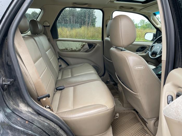 2004 ford escape limited-4wd with 176387 miles for sale near elk-river, minnesota e9bd965a69844fa59c9ed12660441266.jpeg