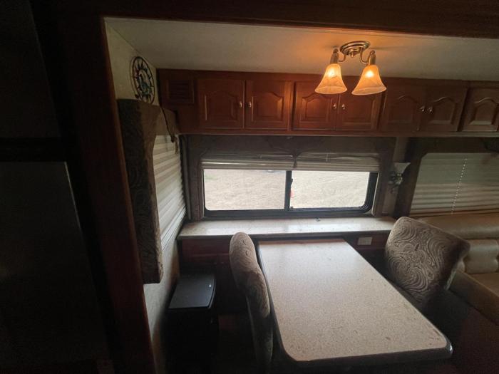 2006 freightliner x-line-motorhome - with 27483 miles for sale near elk-river, minnesota e9be6c8ad2174bef9ed14e2e857c7bba.jpg