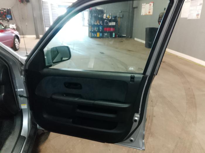 2005 honda cr-v ex-4wd-at with 139744 miles for sale near elk-river, minnesota e9c90c7cd40242d895a76bf23d2a3310.jpg