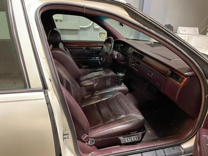 1995 cadillac deville with 172080 miles for sale near elk-river, minnesota e9cde8708d204b1687ecbfbbf5c55c68.jpg