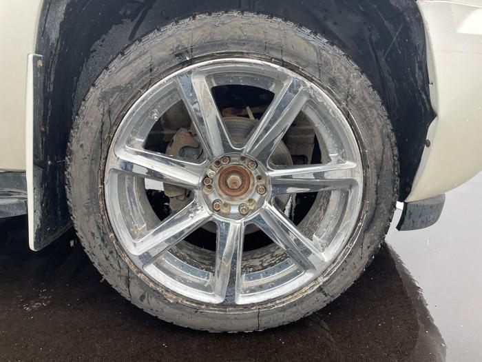 2012 chevrolet tahoe ltz-4wd with 200176 miles for sale near rochester, minnesota e9d0613985de43dba5bef8232f9f582e.jpeg