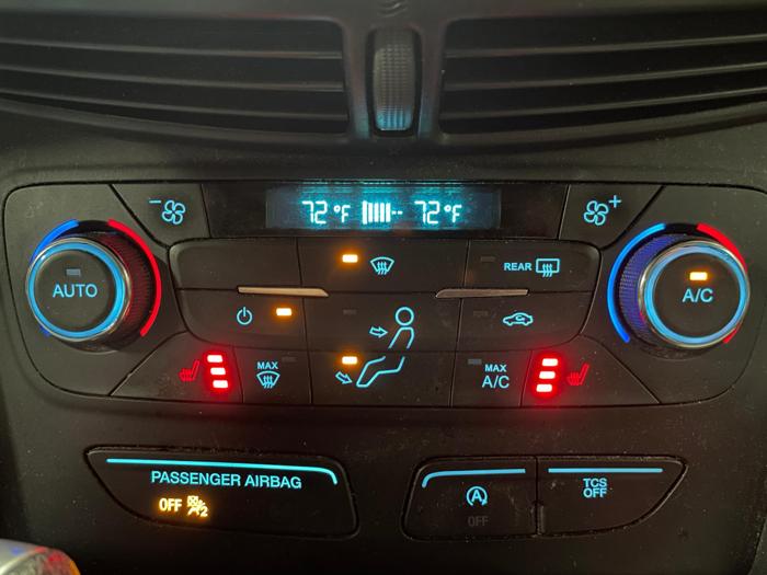 2017 ford escape se with 169661 miles for sale near elk-river, minnesota e9d0dedc9f9f40ec81bfd6a26b61795f.jpg