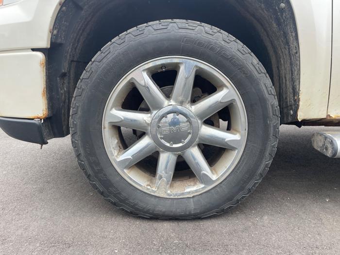 2011 gmc sierra-1500 denali-crew-cab-4wd with 134365 miles for sale near rochester, minnesota e9fb57349b0049b9bd57f4c7356caf9f.jpeg