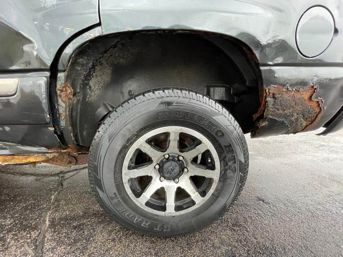 2003 gmc yukon 4wd for sale near elk-river, minnesota ea12edb4252342b78a062ac7ab96e1f6.jpeg