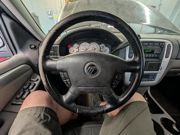 2004 mercury mountaineer convenience-4.0l-awd with 72086 miles for sale near elk-river, minnesota ea200161efbb477788bbba937968fdb0.jpg