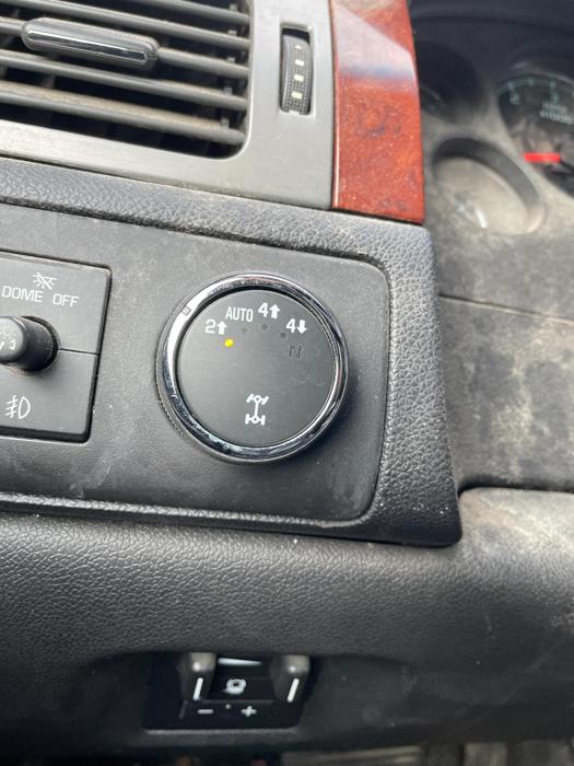 2014 chevrolet tahoe ltz with 253551 miles for sale near elk-river, minnesota ea4ffe91afed45dc91820110afc1a3a6.jpg
